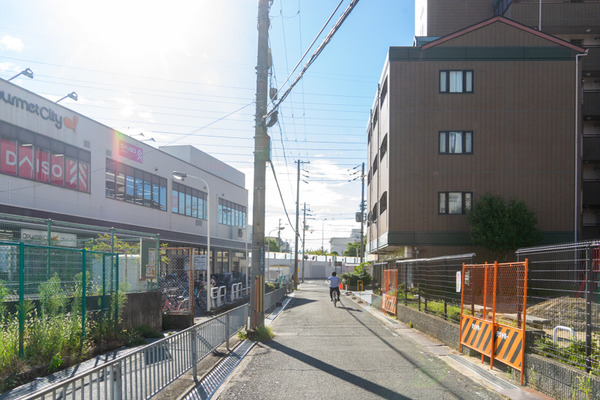 シラカシ地域広場-2109214