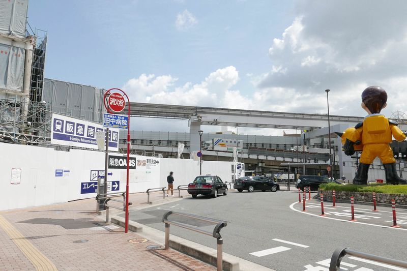 阪急南茨木駅ビルの建て替え工事が進んでる 2022年夏 10月オープン予定 茨木つーしん