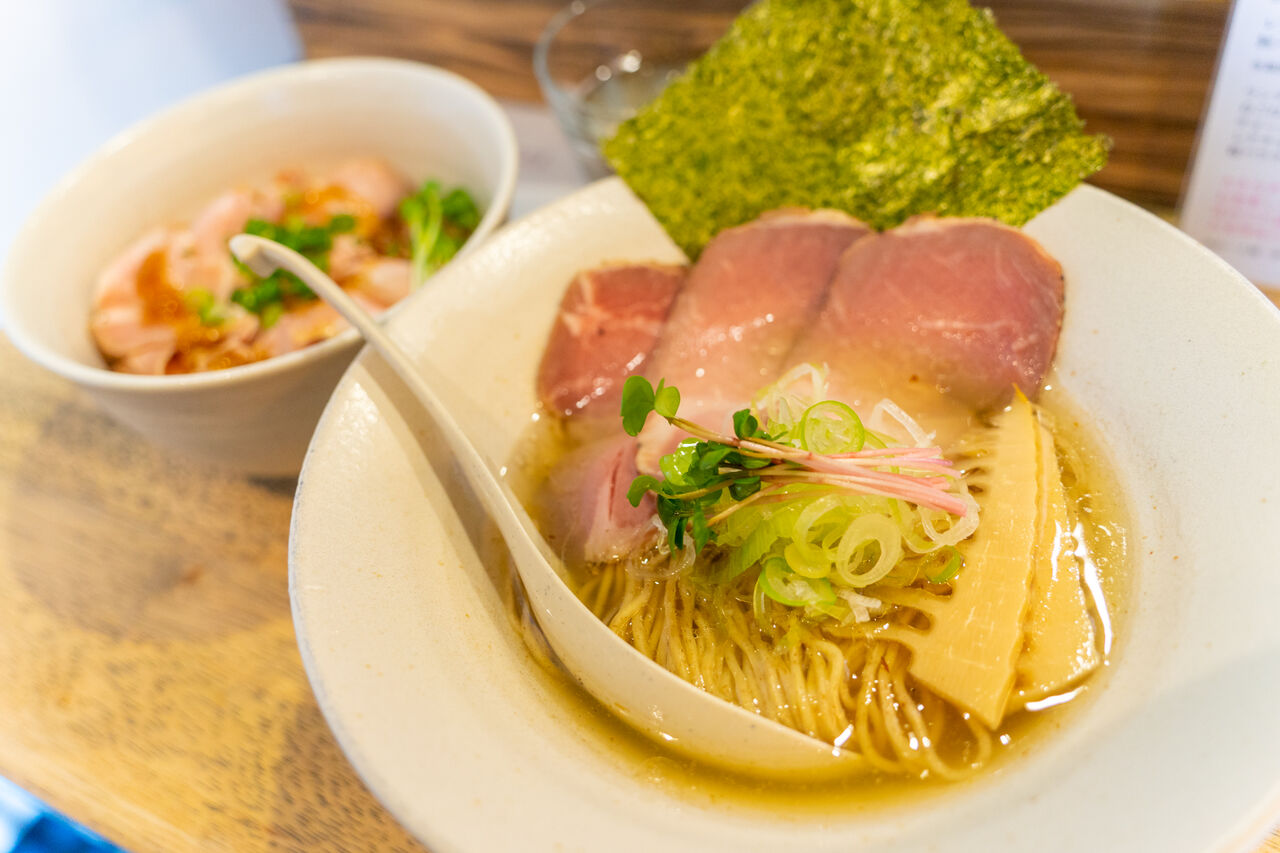 麺 屋 一 慶