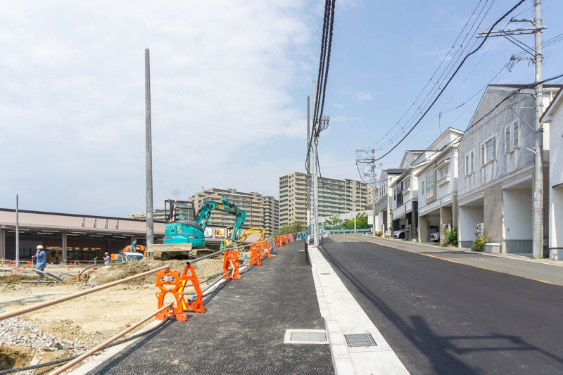 エキスポちかくにつくってる大型ホームセンター スーパービバホーム の外観ができてきてる 茨木つーしん