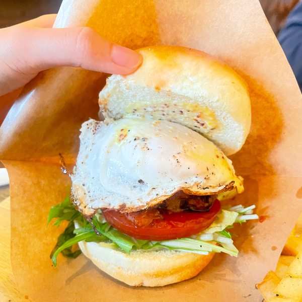 4A90BF66-5A42-4456-9925-2FE3EC8D8621