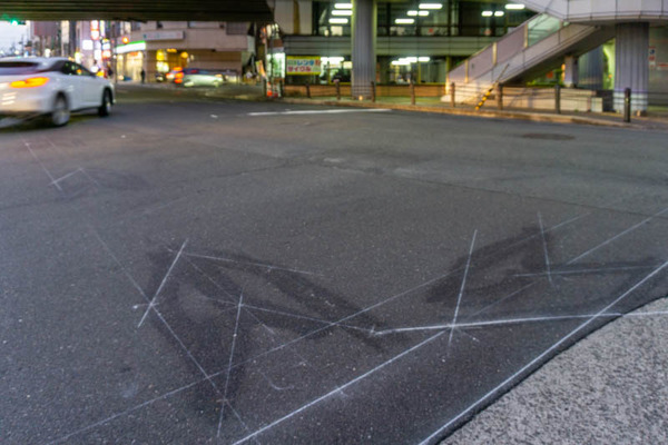 自転車レーン20220119172830