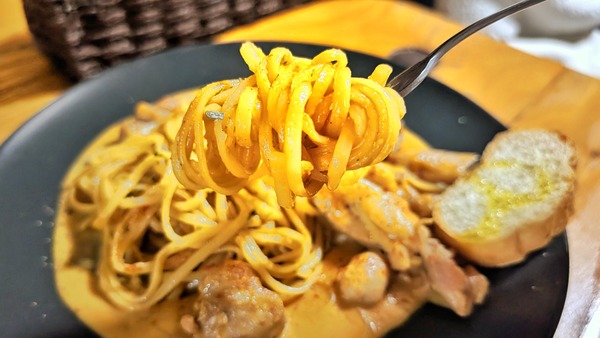 PXL_20260216_052332520