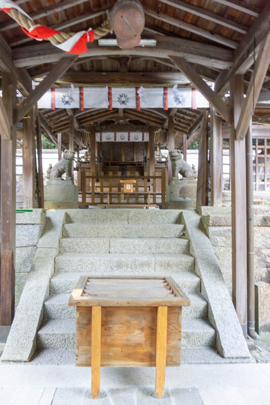 新見天照大神神社20220309163051