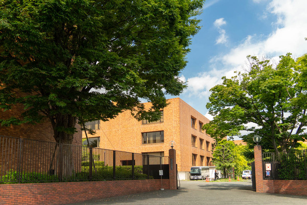 大阪学院大学-2408224