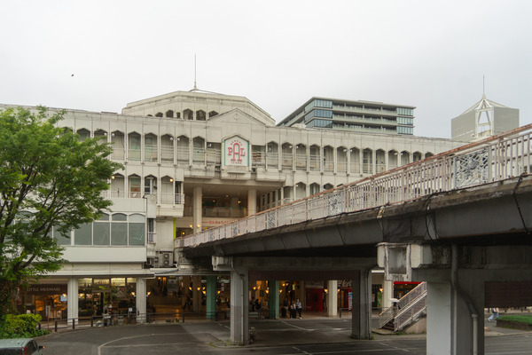 せんちゅうパルと北大阪急行千里中央駅-2405062