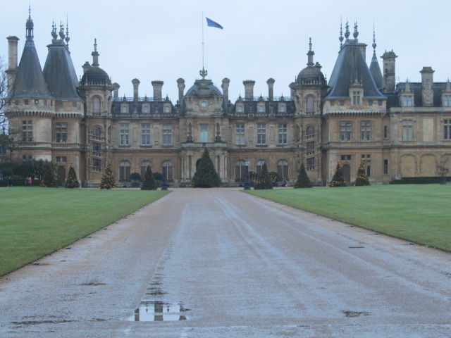 ロスチャイルド家の大邸宅、Waddesdon Manorのイルミネーション