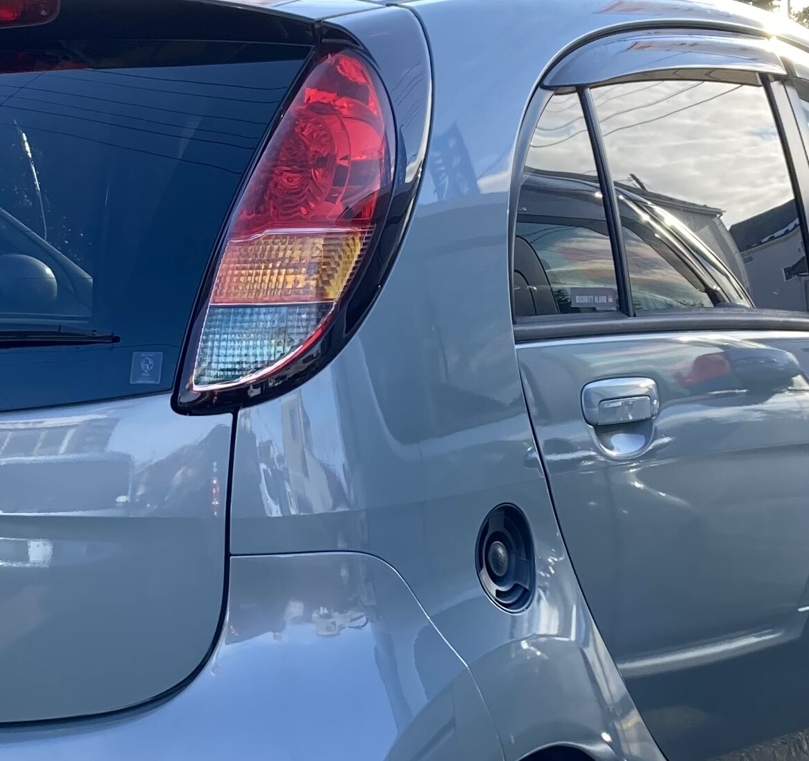 セカンドカーにミッドシップ 自転車life オリーブ色のmossfe