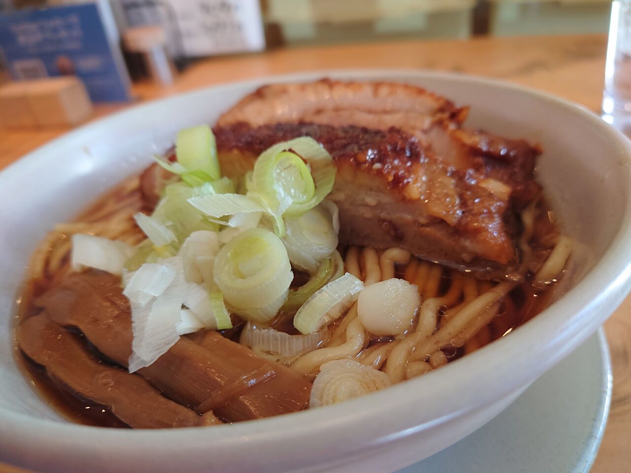 恵比寿 人類みな麺類 東京本店 もてなしたい