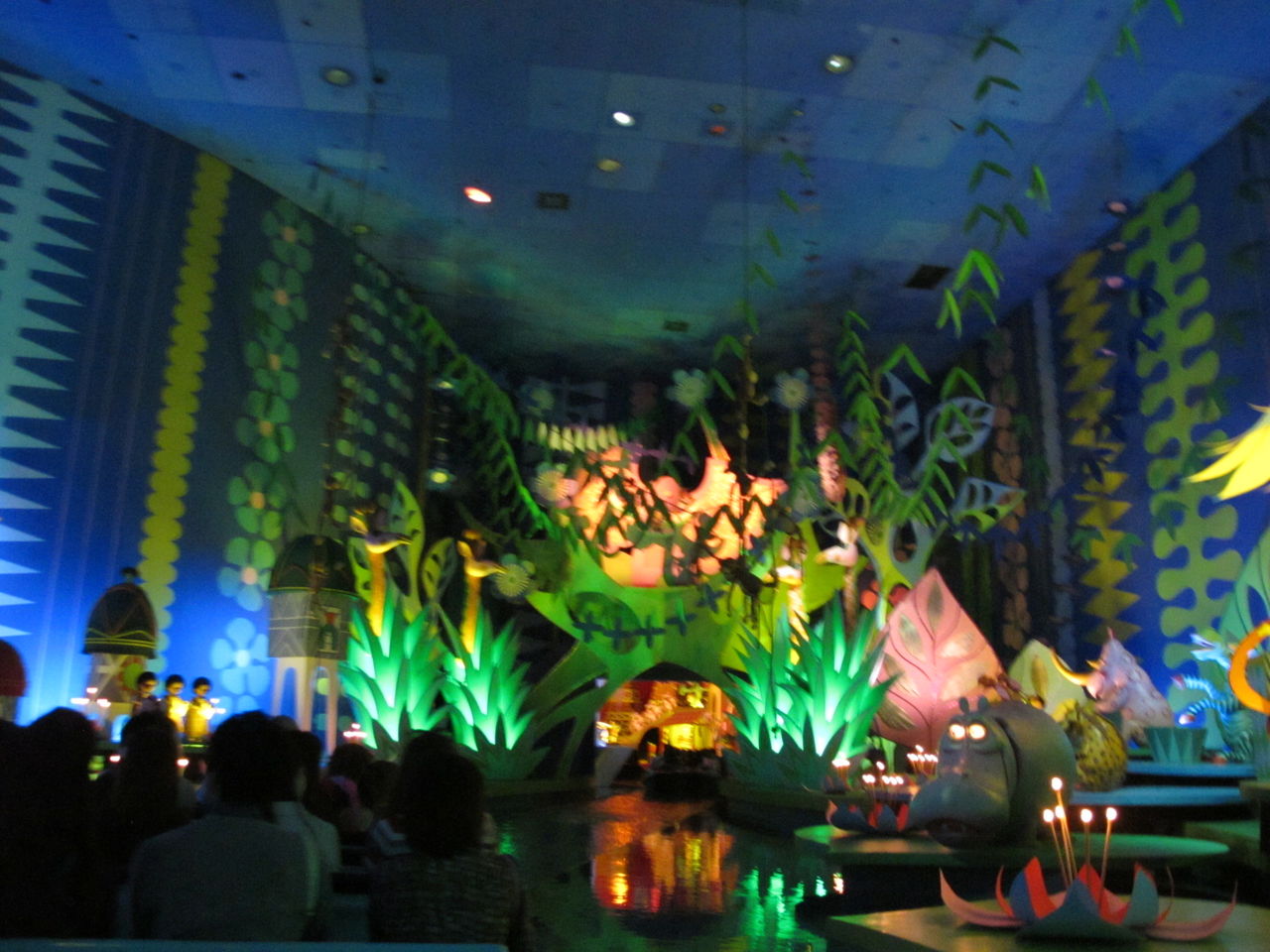 ジャジーなアフリカエリアを堪能 イッツアスモールワールド もてく流 東京ディズニーリゾート攻略術