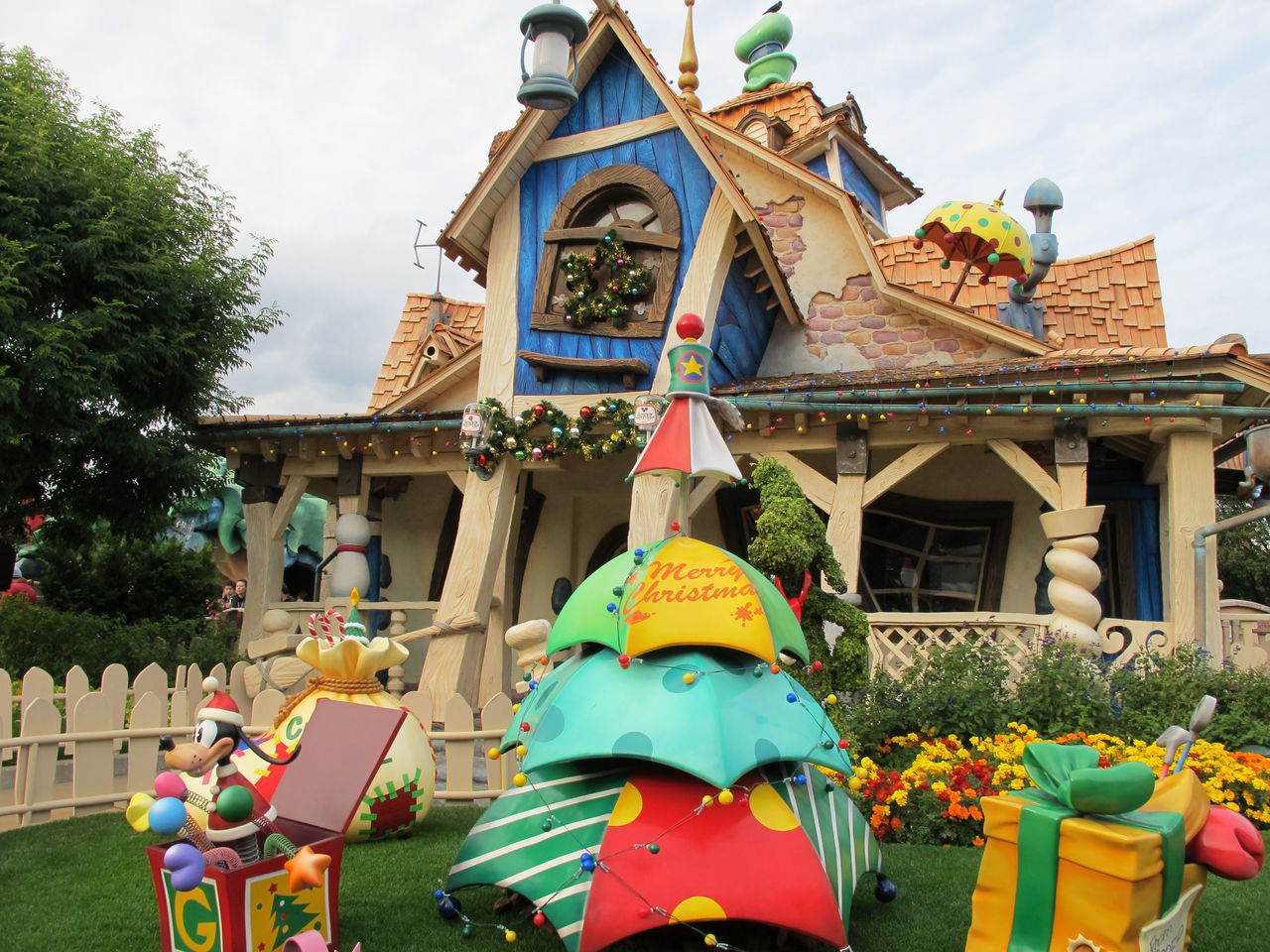 東京ディズニーランド ぶらりクリスマス 貪欲のドナルド トゥーンタウン もてく流 東京ディズニーリゾート攻略術 東京ディズニーランド ぶらりクリスマス 貪欲のドナルド トゥーンタウン もてく流 東京ディズニーリゾート攻略術