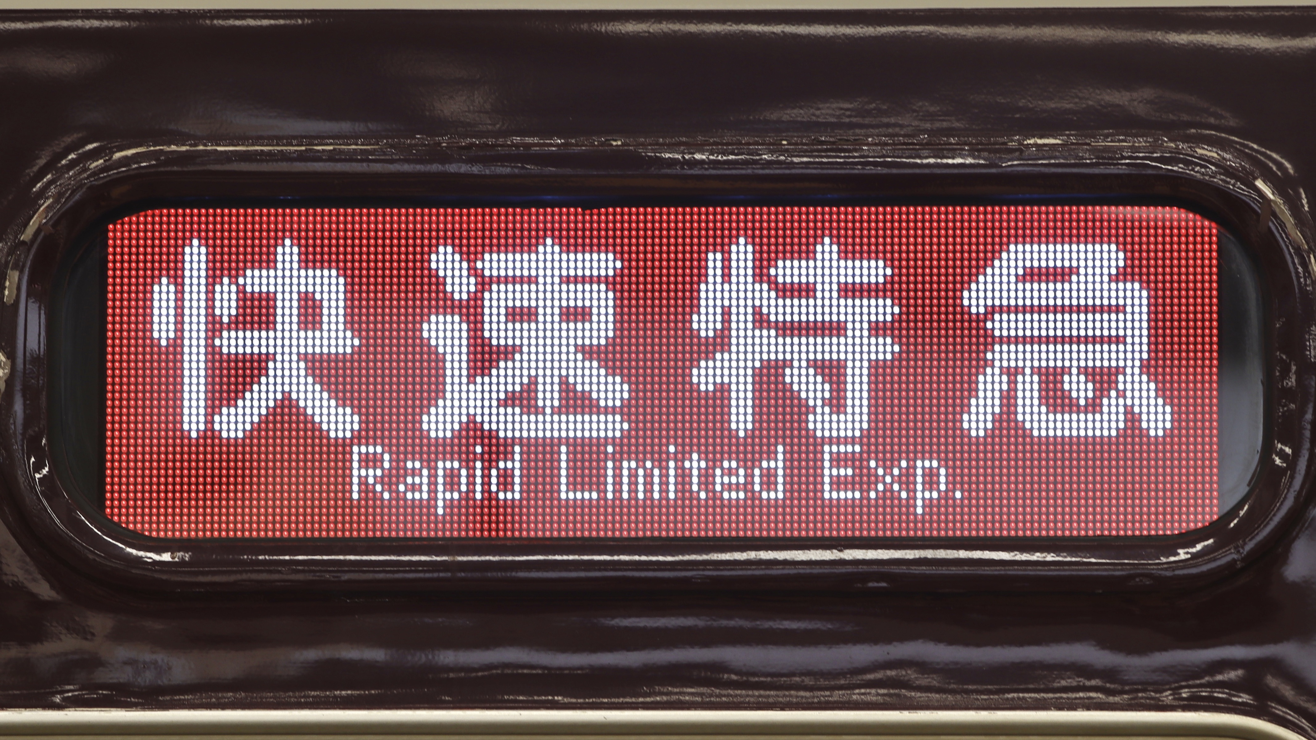 阪急電鉄7006×6R(京とれいん雅洛) フルカラーLED行先表示 : 緑 阪急電鉄7006×6R(京とれいん雅洛) フルカラーLED行先表示 : 緑