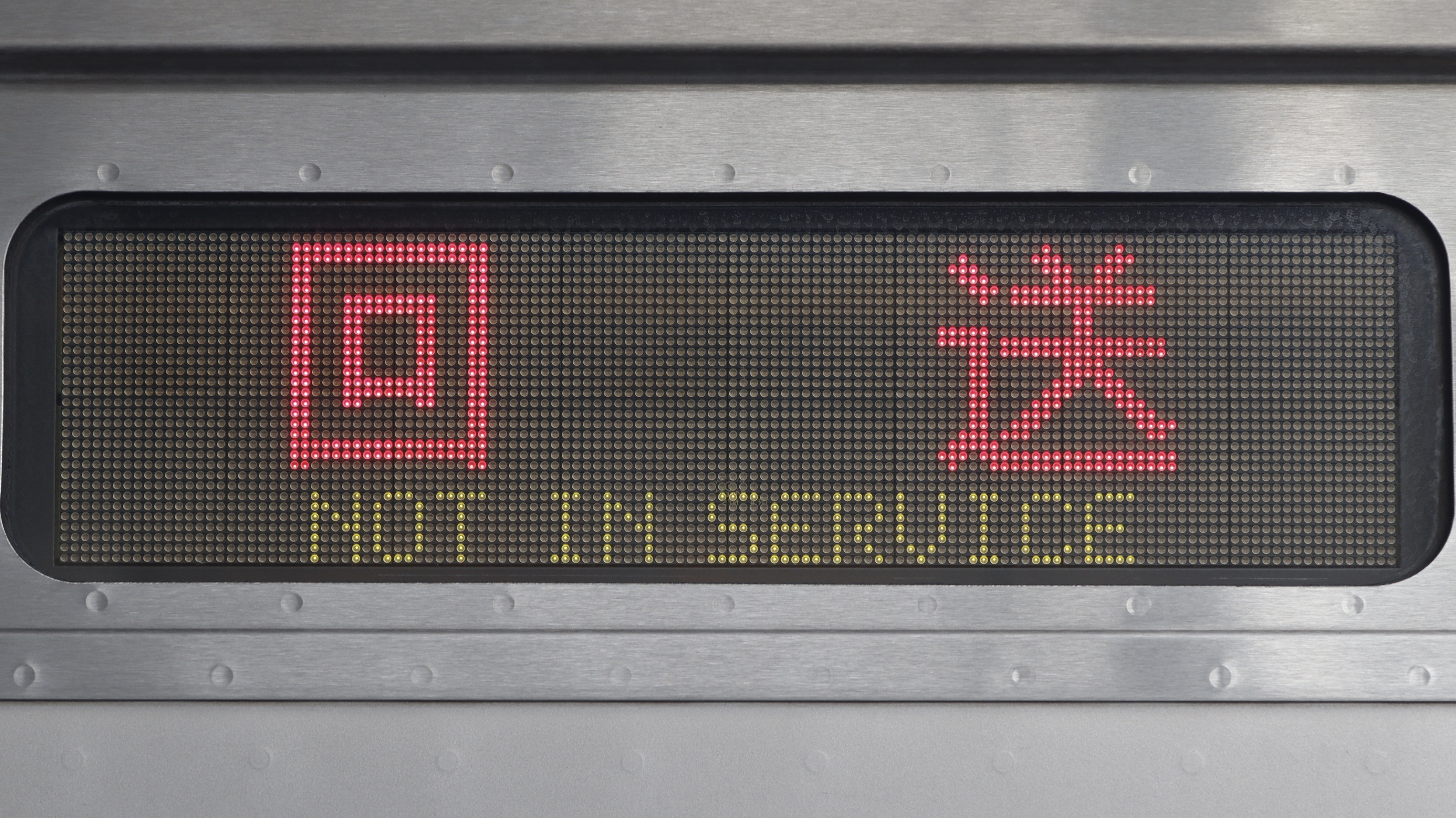 相模鉄道10000系 3色LED行先表示 : 緑石英の礬素