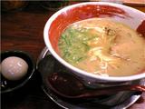 ラーメン(かためん)…480円、味付け卵…100円。