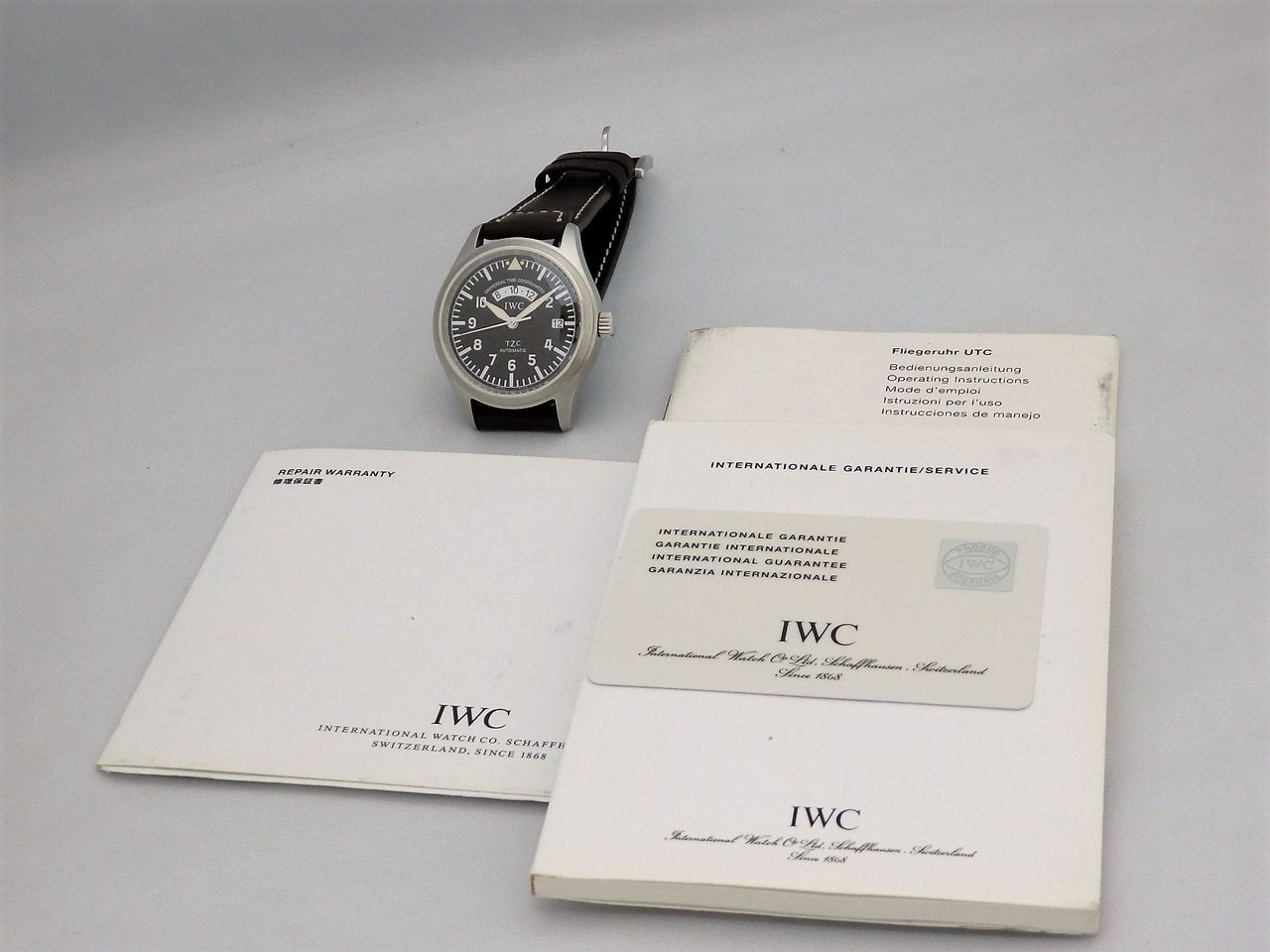 IWC フリーガーUTC IW325101 純正革ベルト 保証書・メーカー修理 IWC フリーガーUTC IW325101 純正革ベルト 保証書・メーカー修理