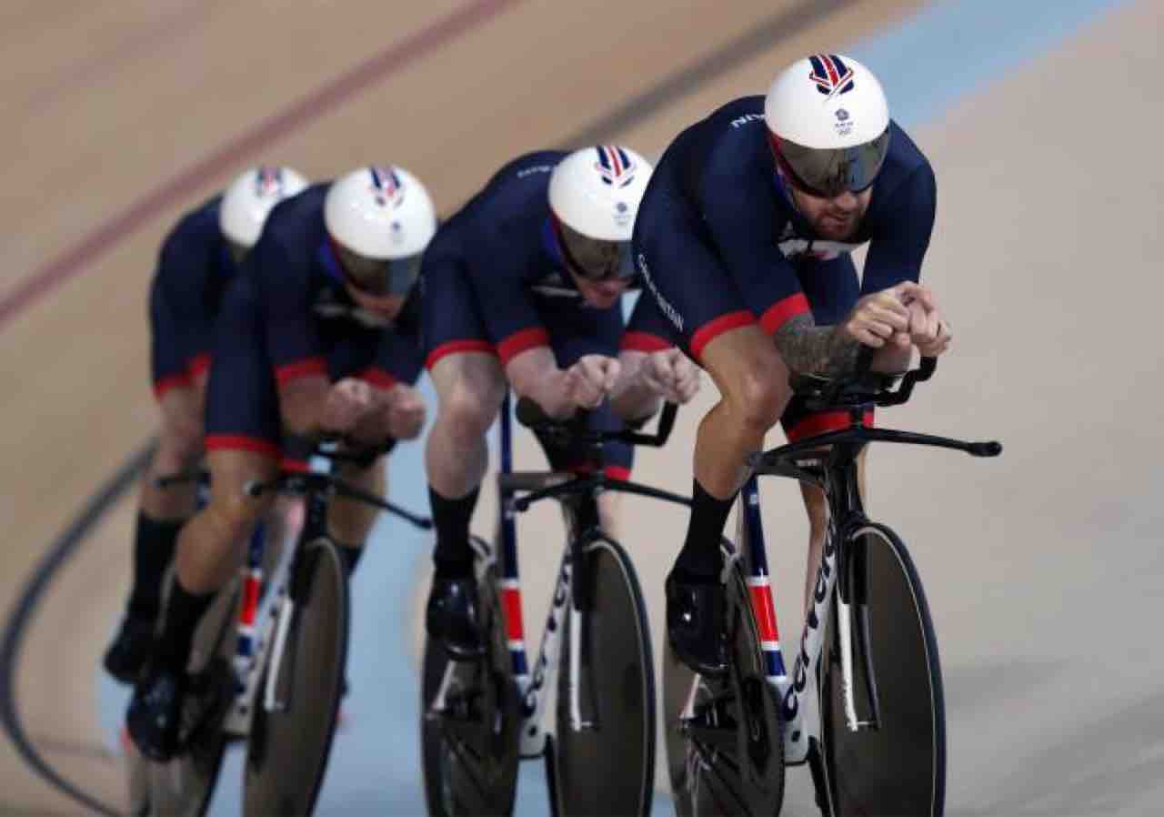大英帝国の追い抜き職人 Ed Clancy ナカマラ食べ歩き自転車ブログ 大英帝国の追い抜き職人 Ed Clancy ナカマラ食べ歩き自転車ブログ
