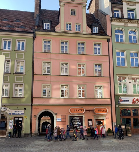 BB834424-48D9-4020-98FD-D71E958998EF