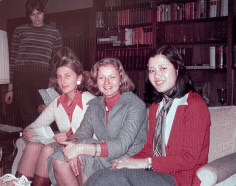 88127D8E-67DA-4651-B27B-E3609357F02C