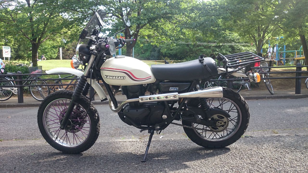 322963　２５０ＴＲ　ＰＯＳＨ　左出しマフラー　アップマフラー　左アップマフラー　ＰＤＳ　スクランブラー 人と被らない！250TRアップマフラーの選び方！おすすめ品を一挙公開