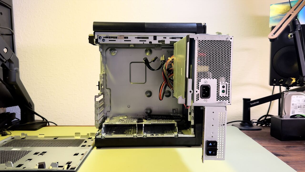 PCケース(自作PC用) DELL PC XPS 8930 series i7 8700 71g68blEg4L._UF894,1000_QL80_.jpg
