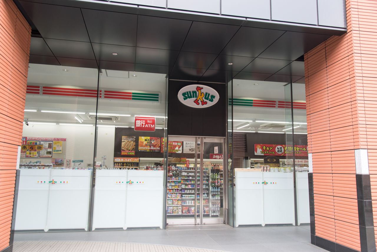 サンクス神田万世橋店 秋葉原ラジオ会館店のファミマ転換後 サークルk サンクスの残像