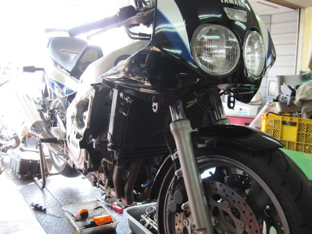 FZR1000エンジン不調修理 : スポーツプラザ モトプラン