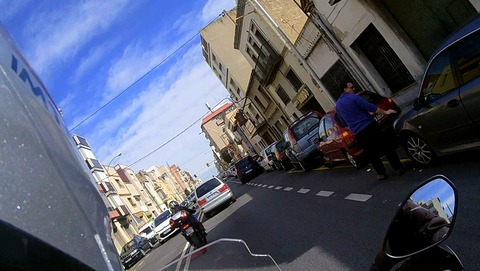 海沿いの街並み