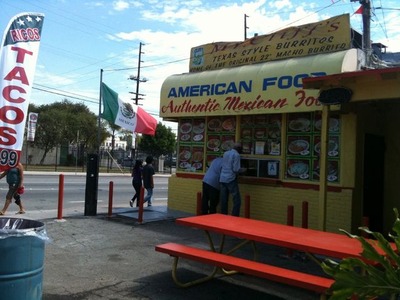 2612064_593171125_80large