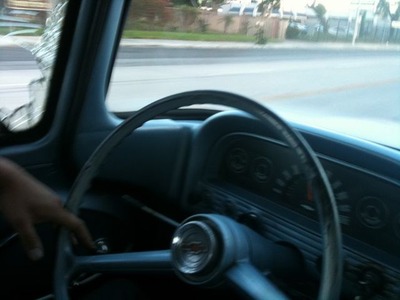 2612064_593172665_47large