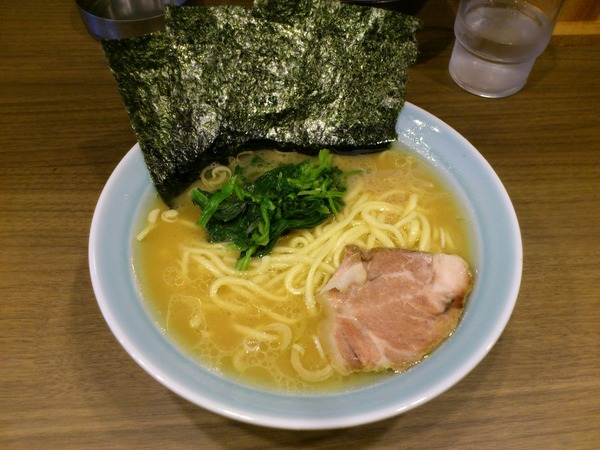 たかし屋-ラーメン並