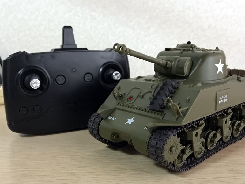 シャーマンラジコン ラジコン 変形 戦車 ホビーラジコン 1 16 M4A1