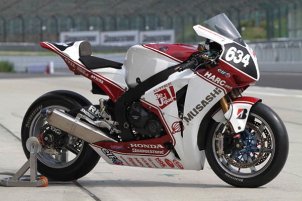 15 コカ コーラ ゼロ鈴鹿8耐 参戦チーム紹介 Vol 2 634 Musashi Rt ハルク プロ Masaのランチボックス