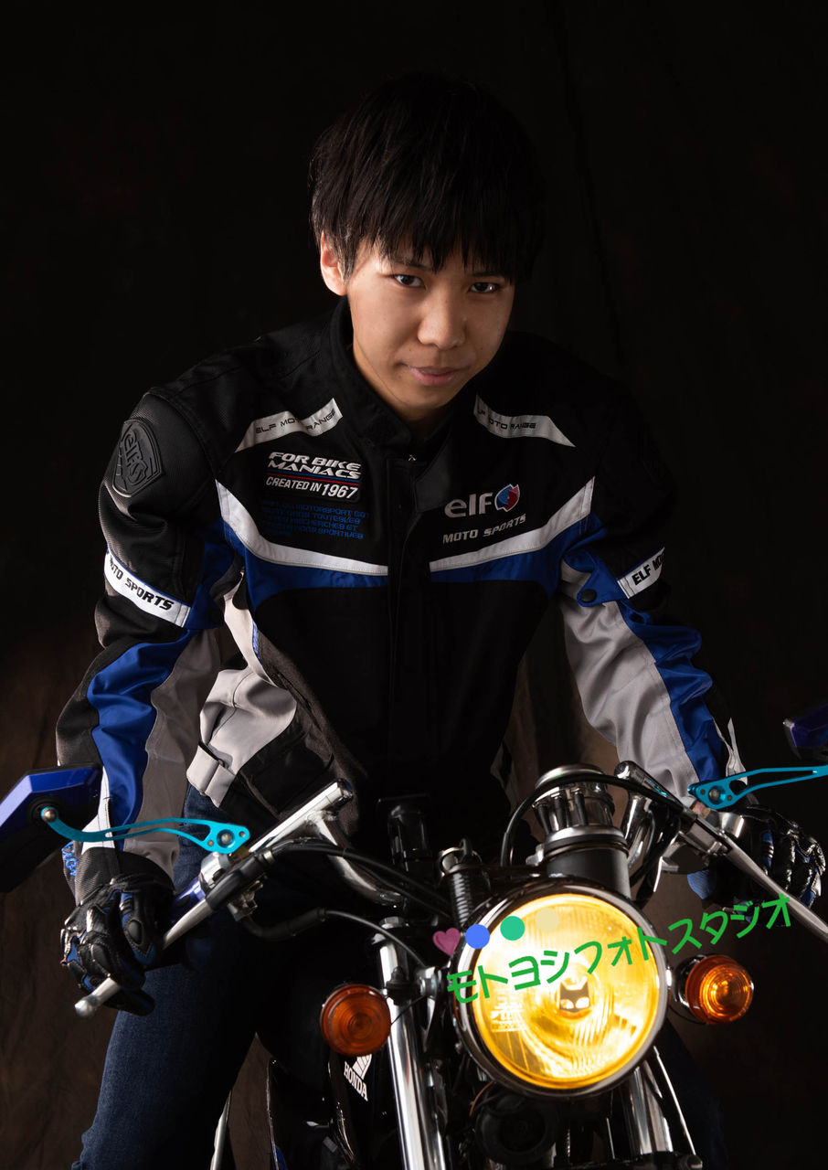 成人式の写真は豪華に！【男性成人記念写真】 : モトヨシフォト 