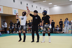 ��������VS�����͸� ����˥�����