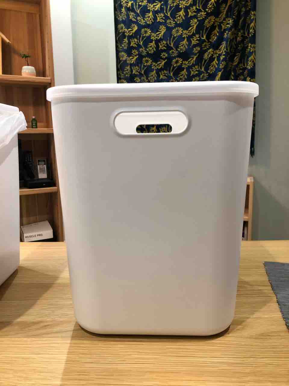 分別ゴミ箱はベランダに The Grass 居住者の活動日誌