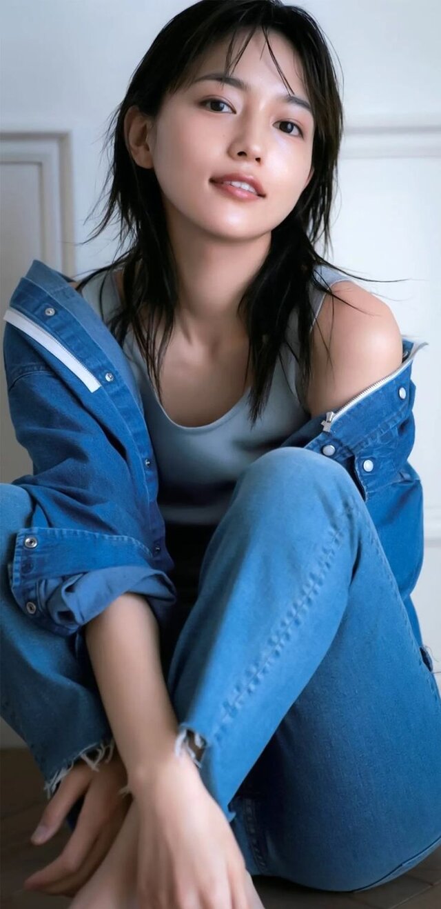秘密の夜(川口春奈) : さいはて妄想館