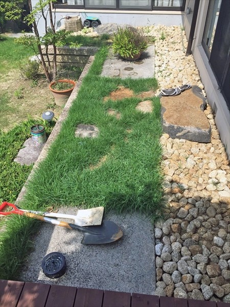 Diy リアル人工芝を張ってみた Goproとeosと旅行と釣りと 道楽ブログ Diy リアル人工芝を張ってみた Goproとeosと旅行と釣りと 道楽ブログ