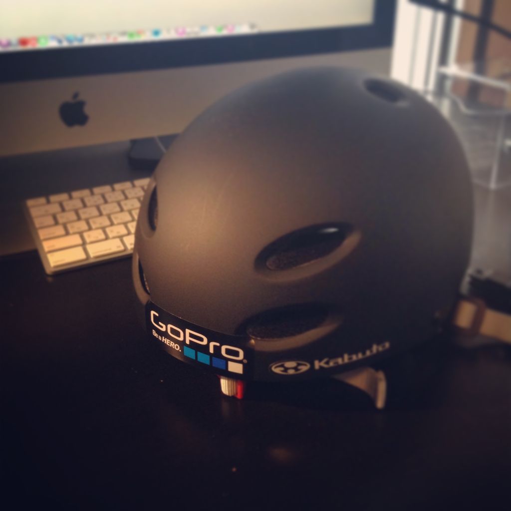 自転車 ヘルメット gopro