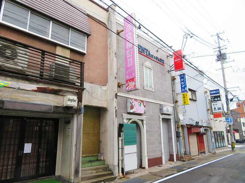 元スナックをホテルに改装 弘前 Good Old Hotel に泊まってきた あなたは おもしろマガジン 元スナックをホテルに改装 弘前 Good Old Hotel に泊まってきた あなたは おもしろマガジン