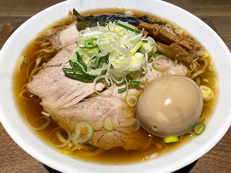 かつお昆布水つけ麺と煮干中華そばの二毛作スタイル！函館市昭和「ちい