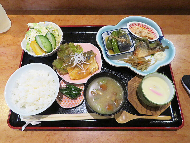 函館市湯川町 内容充実ランチセット 和食処 寿蘭 じゅらん あなたは おもしろマガジン 函館市湯川町 内容充実ランチセット 和食処 寿蘭 じゅらん あなたは おもしろマガジン