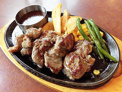 函館 ヴィクトリアステーション カットステーキランチ あなたは おもしろマガジン 函館 ヴィクトリアステーション カットステーキランチ あなたは おもしろマガジン