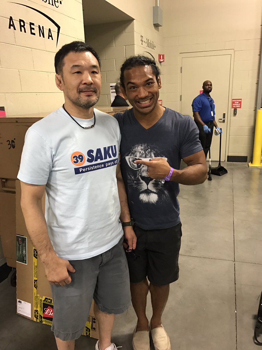 桜庭和志 39SAKU Tシャツ : あなたは『おもしろマガジン』