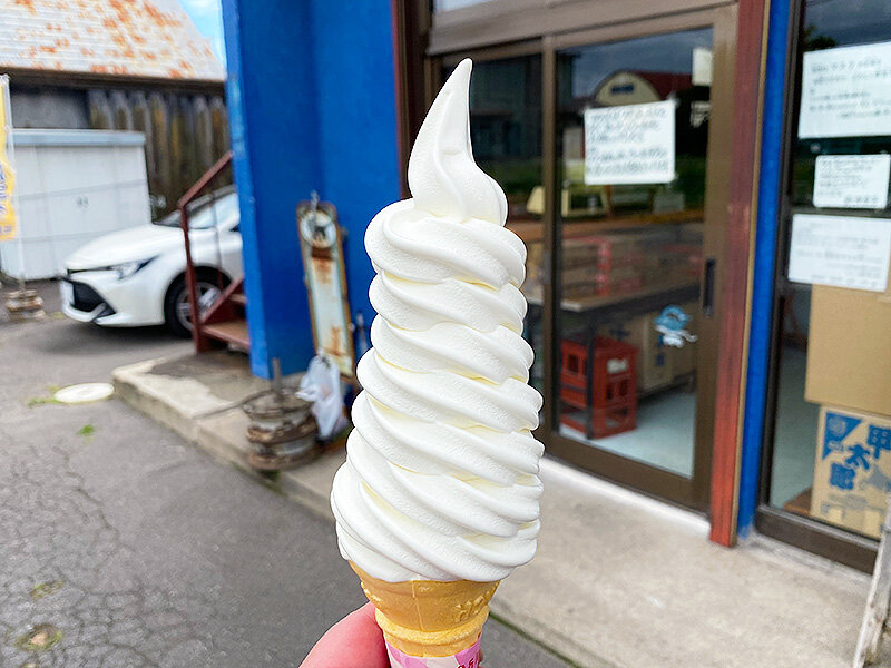 道南で1番長い8段ソフトクリーム！七飯町大川「野澤商店」 : あなたは