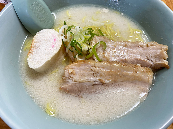 乙部町の最強しおとんこつラーメン店！乙部町「ラーメン嶋」