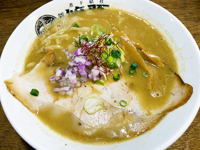 デス煮干しラーメンを食べにお久しぶりの「絶豚（ゼットン）」へ