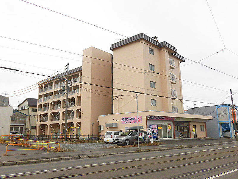 函館市大町 電車通り沿いに移転オープン いどはどドーナツ あなたは おもしろマガジン