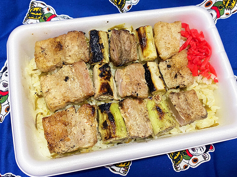 ハセガワストア2025年11月の限定弁当は「やきとり弁当 青とうがらし