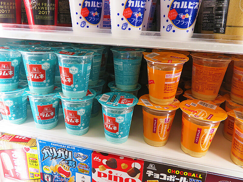 ファミリーマート のラムネソーダフラッペがザクザク美味い あなたは おもしろマガジン