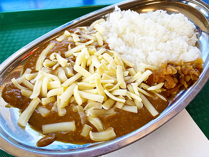 父ちゃん今日はチーズカレー曜日だ！函館市本通「ラッキーピエロ